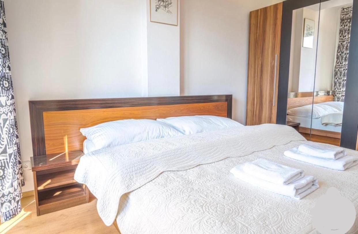 Apartman Velka Lomnica B8 Lägenhet Exteriör bild